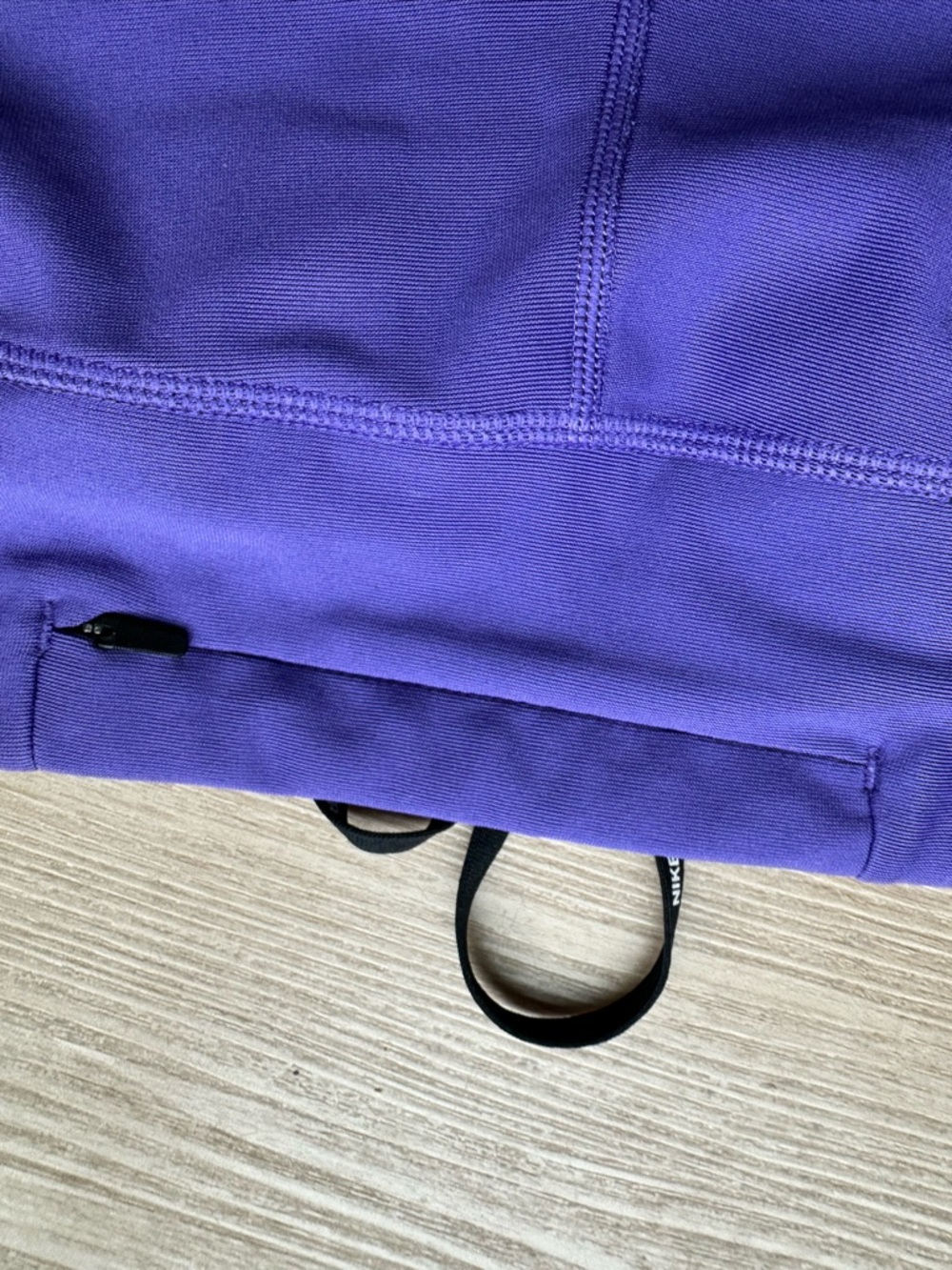Nike Purple' Performance Leggings with Black Drawstring - Picture 7 of 9
